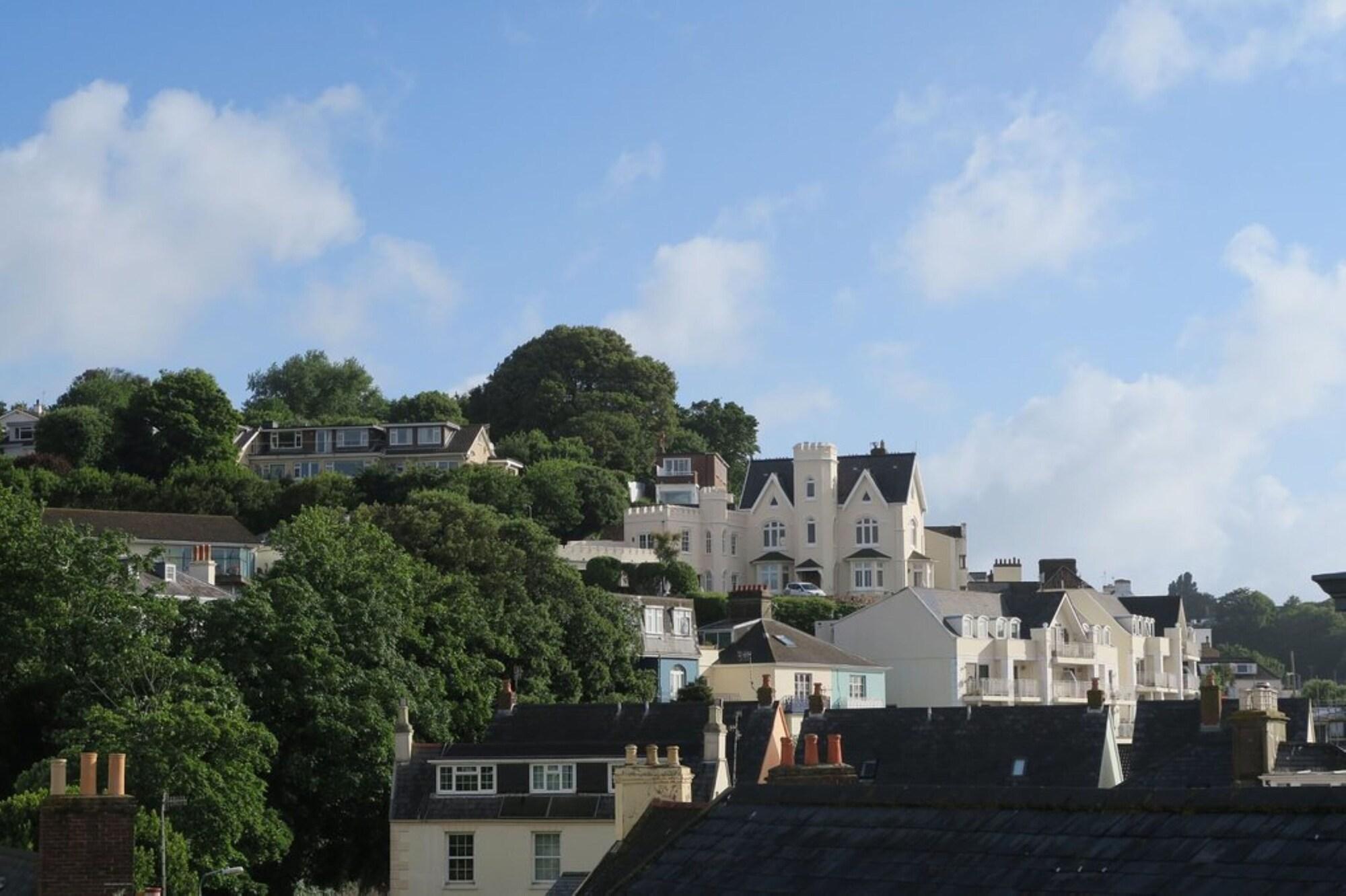 Sarum Apart-Hotel Saint Helier Bagian luar foto